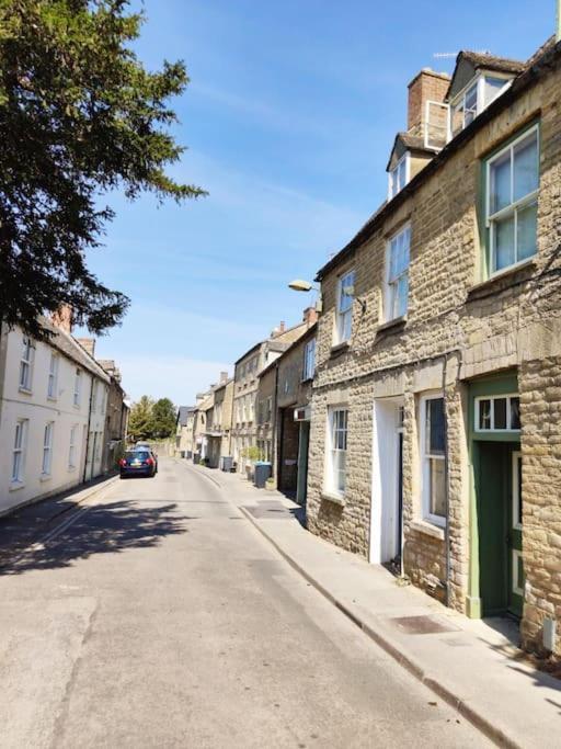 Spacious 1-Bed Apartment With Super King Or Twin In Central Charlbury, Cotswolds Zewnętrze zdjęcie